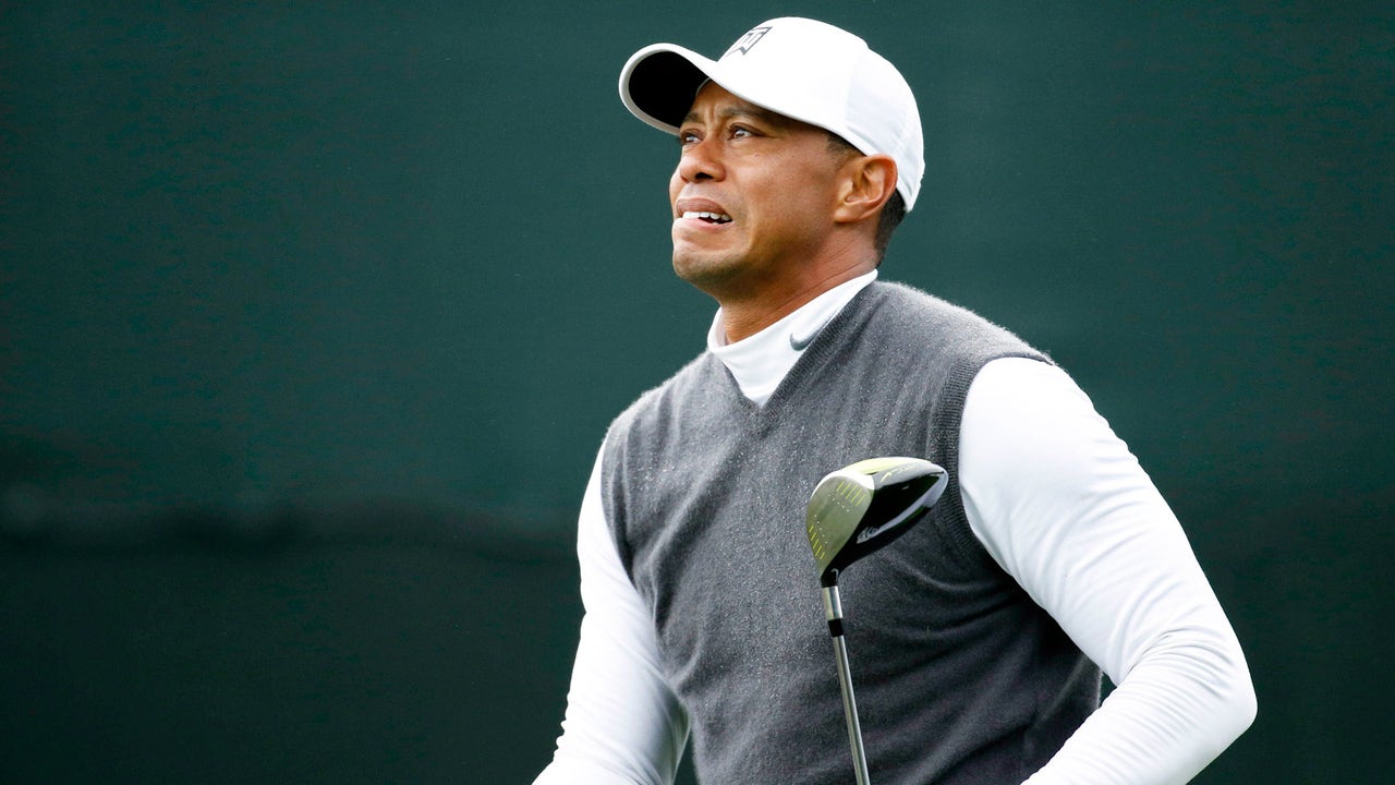 Tiger shoots career-worst round in Phoenix, misses cut; Laird leads
